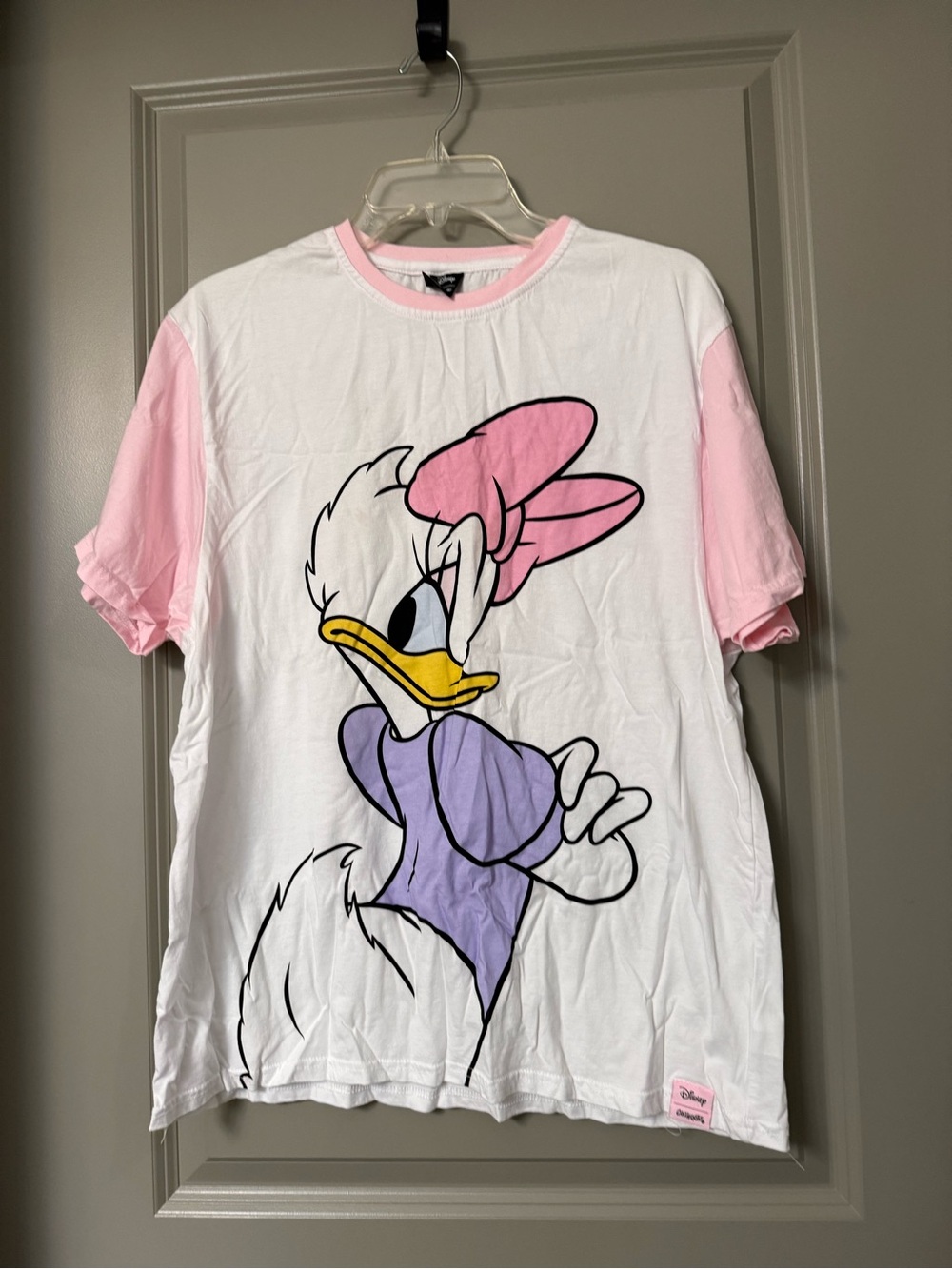 Disney Daisy Duck Short Sleeve Graphic Tee — White & Pink